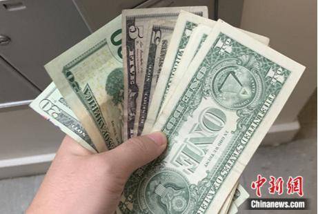 比特币史诗级暴跌!“人在币圈混<strong></p>
<p>比特币火币</strong>,三天饿九顿”