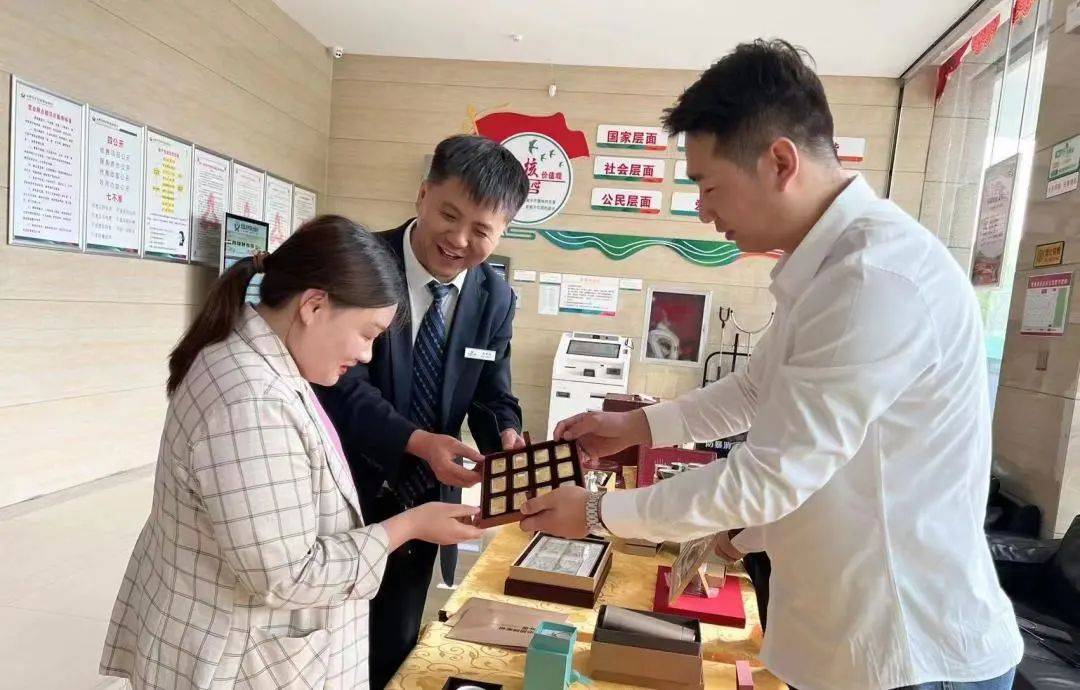 岢岚农商银行：“三举措”做好贵金属营销工作