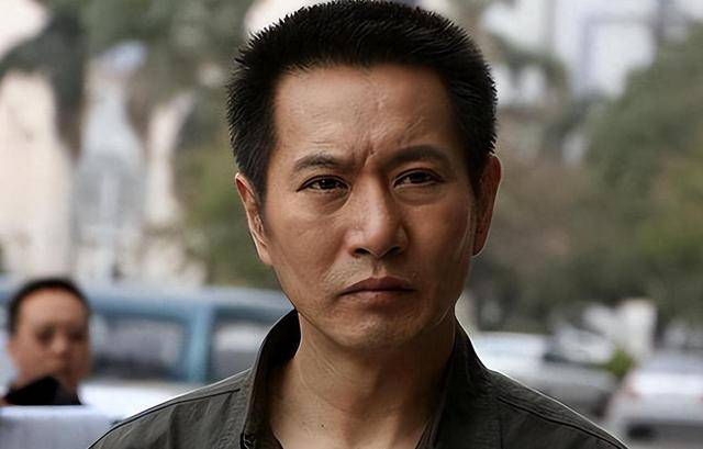 “坏人专业户”姚刚：一生无妻无子<strong></p>
<p>btc下载</strong>，如今53岁在千万豪宅一个人住