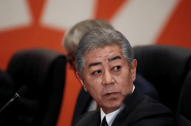 要么当炮灰<strong></p>
<p>btc走势图</strong>，要么撤军！美国举动出人意料，9000名美军一夜跑路！