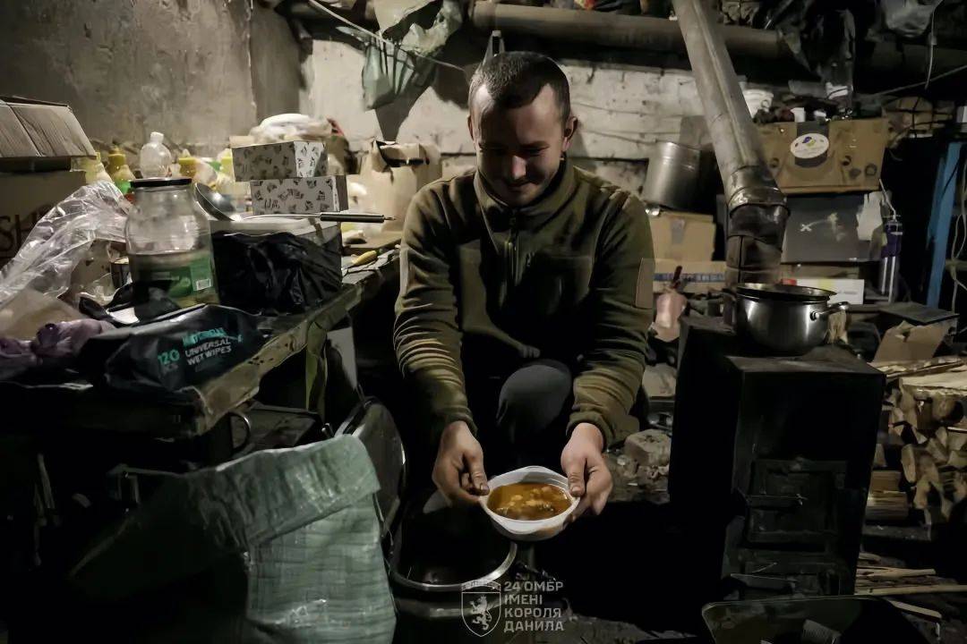 战争漩涡中乌克兰士兵神秘消失<strong></p>
<p>btc种子</strong>，美俄暗战背后隐秘阴谋引发全球关注