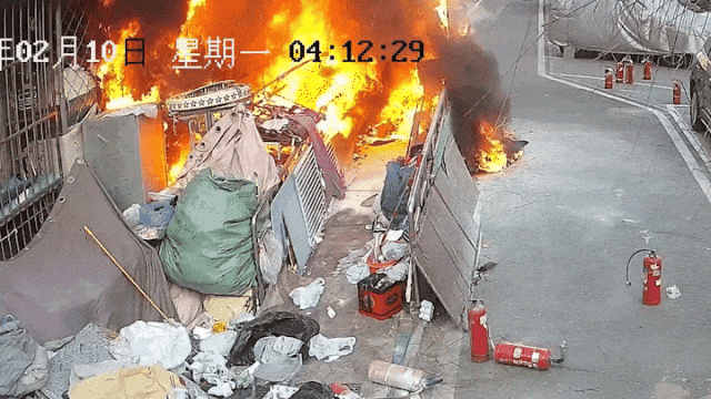 “你们不用管<strong></p>
<p>btc虚拟币</strong>，出事我负责”！老人囤废品堵塞逃生路，不幸起火遇难