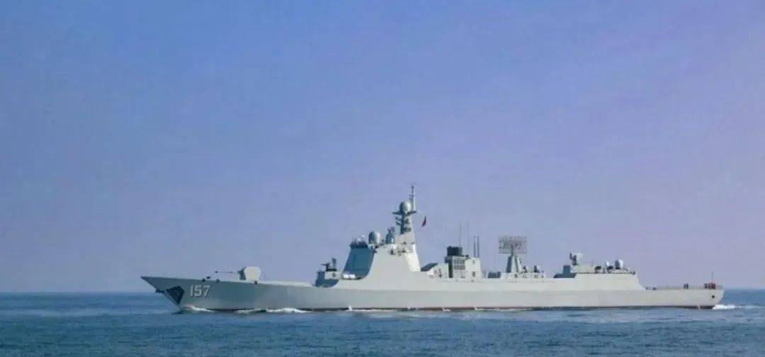 两岸军舰再次对峙<strong></p>
<p>btc挖矿设置</strong>，台军挑衅遭解放军驳斥，052D卸下主炮炮衣亮剑，台舰艇灰溜溜撤离，岛内“绿媒”气得跳脚