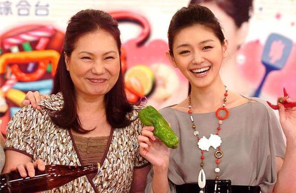 S妈分享AI大S视频 表示：<strong></p>
<p>usdt泰达币</strong>我女儿回来了