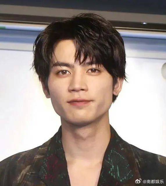 热搜第一<strong></p>
<p>usdt充值</strong>！24岁男演员不幸去世