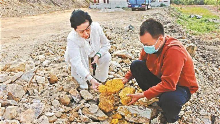 广东一地挖出“黄金土”<strong></p>
<p>usdt搬砖</strong>，专家：具体成分需等待检测报告
