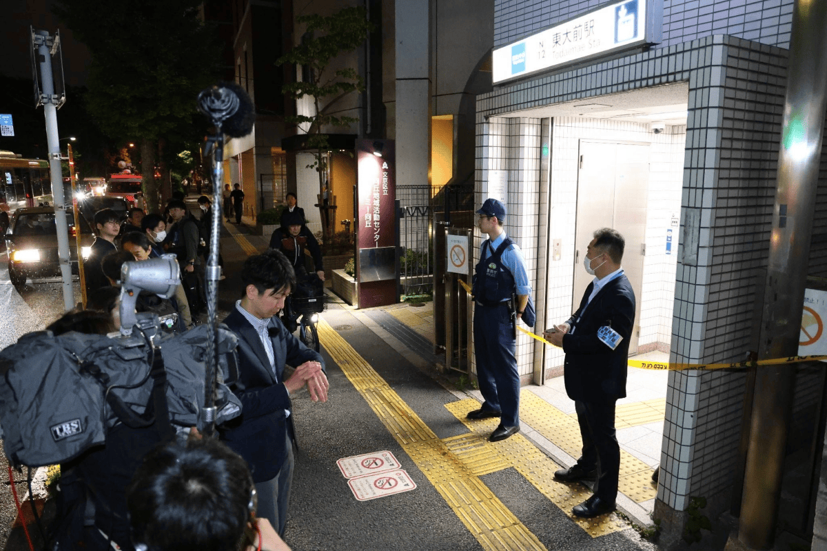 日本地铁出现随机杀人事件<strong></p>
<p>usdt搬砖</strong>，43岁男子挥菜刀砍伤2人被捕