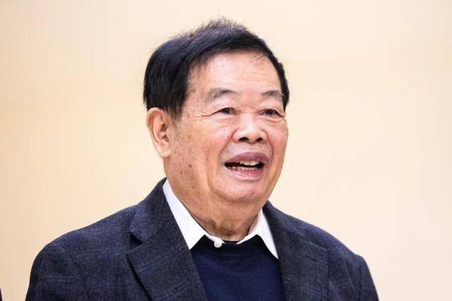 曹德旺:福耀科大8亿预算招50个学生<strong></p>
<p>usdt支付通道</strong>，面向河南等5省招生