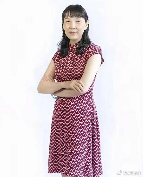 杜建英大学旧照曝光<strong></p>
<p>以太坊价格</strong>，难怪能上位！两儿子名字暗藏深意，手握股权