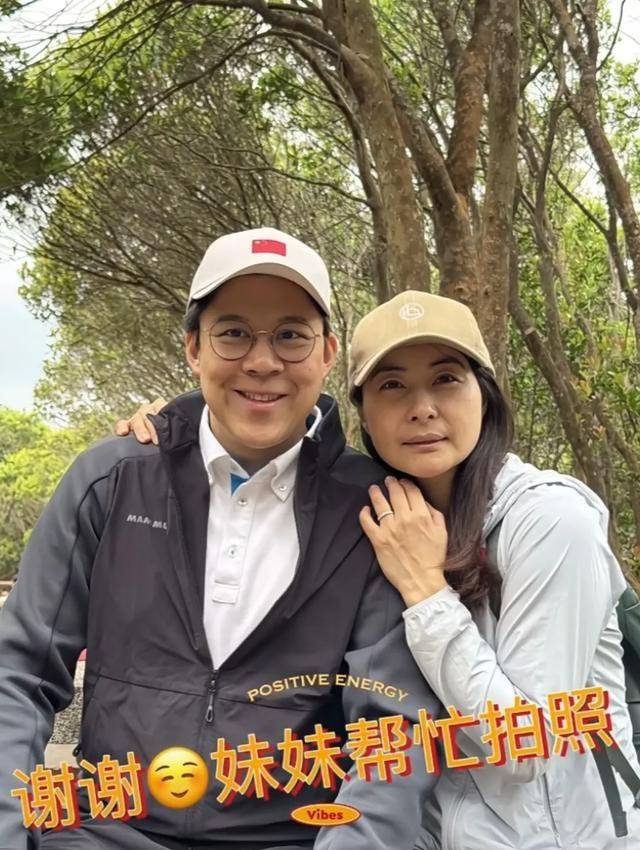 霍启刚专程飞新加坡<strong></p>
<p>挖以太坊</strong>，见证郭晶晶入选国际游泳名人堂，二人结婚13年，育有一子两女