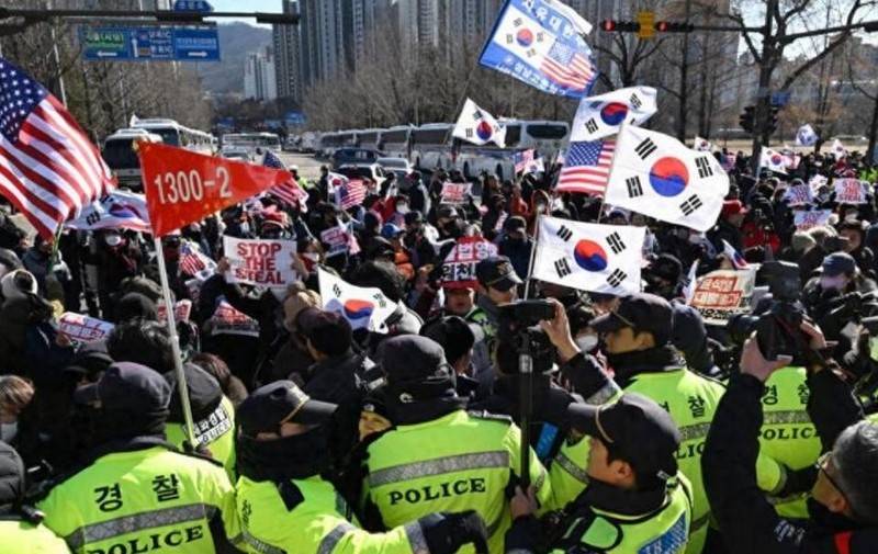 中国驻韩大使馆遭到袭击<strong></p>
<p>以太坊价格</strong>，韩国警方对此视而不见，李在明为何选择保持“沉默”？