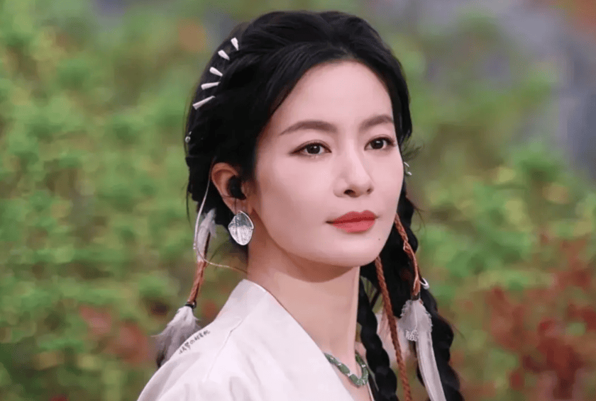 女演员穿长裙叉开腿坐<strong></p>
<p>以太坊价格</strong>，被提醒坐姿不雅，当场霸气回怼，引发热议