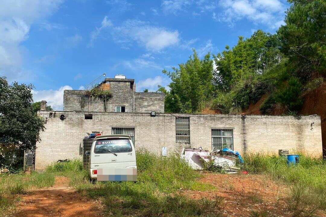 广西一原县委书记被绑架案调查：冒充执法人员带走受害人<strong></p>
<p>以太坊行情</strong>，被告人一家多人获刑!