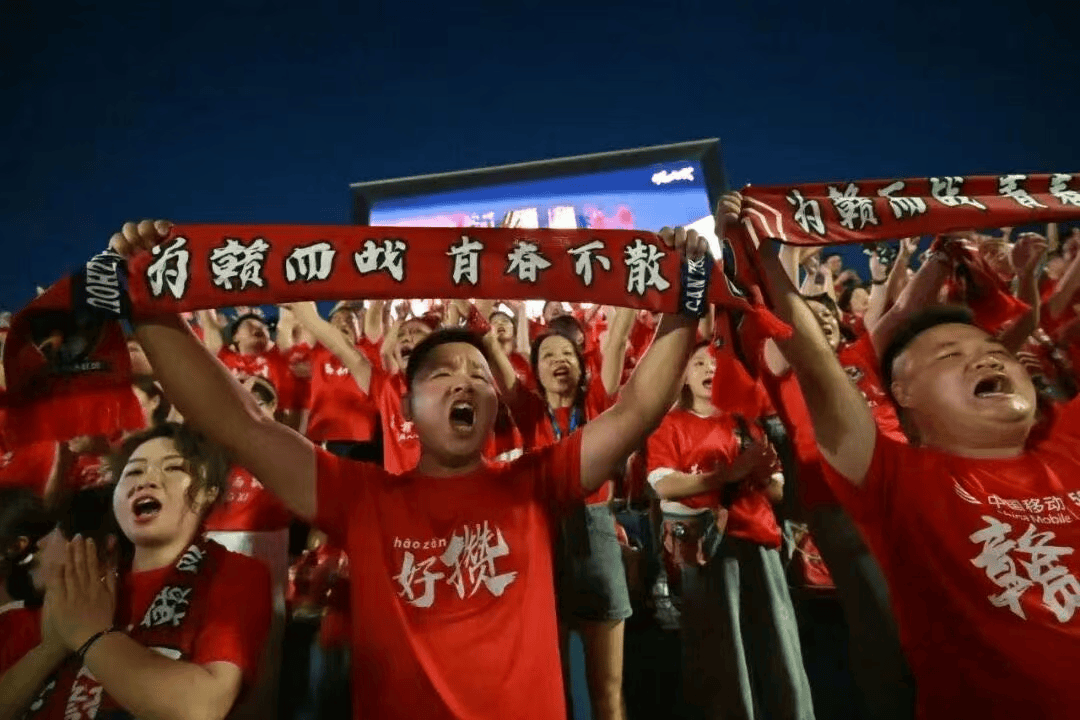 省级“苏超式”足球联赛持续扩容<strong></p>
<p>以太坊钱包地址</strong>，多地创下现场观赛人数纪录