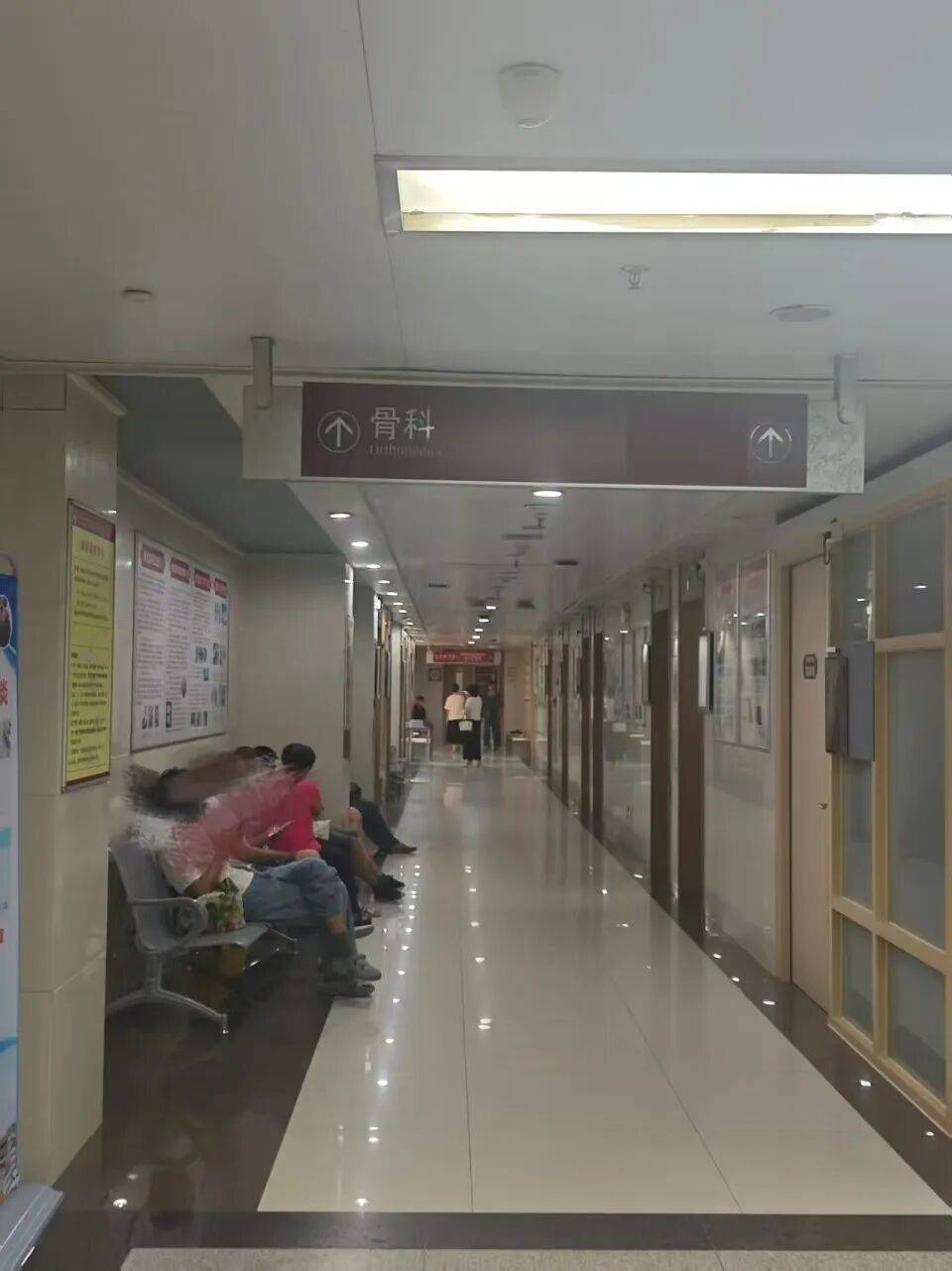 广州一医院发生伤医事件<strong></p>
<p>以太坊币价格</strong>，参与抢救医生发声：他受伤很重，行凶者已被抓捕