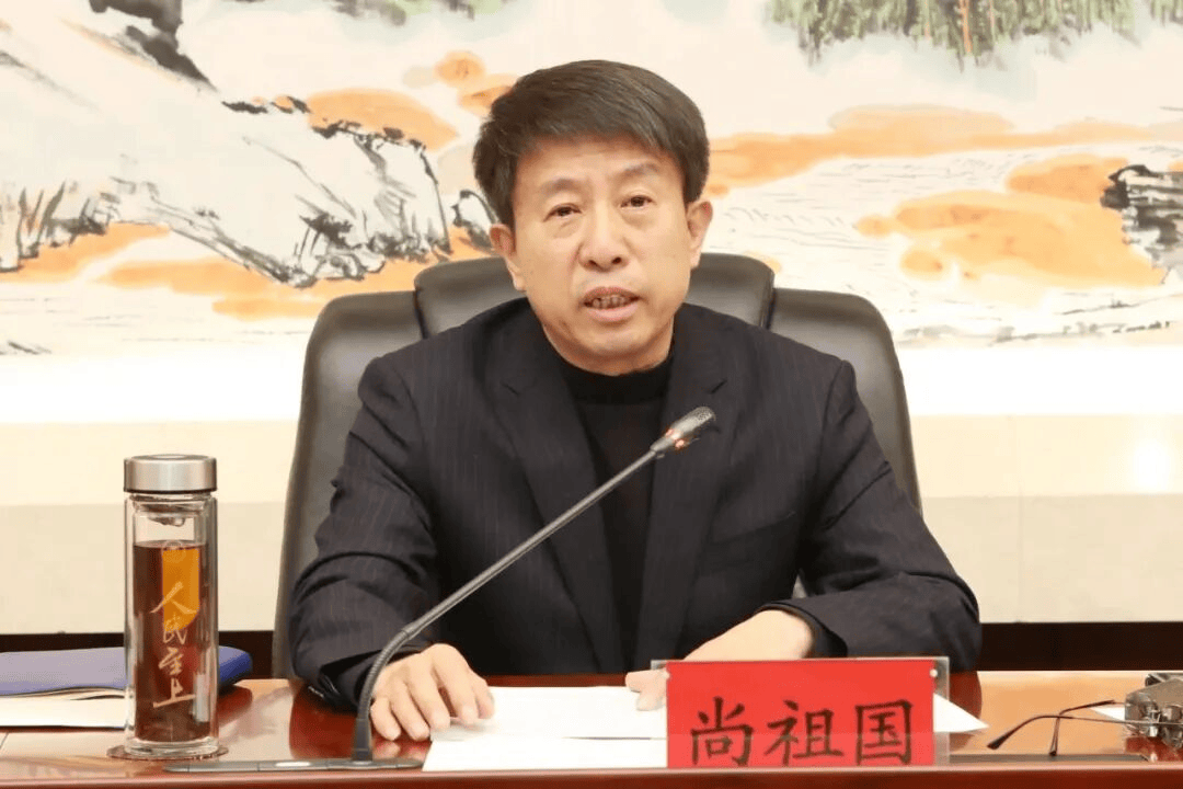 中纪委连发11人被查<strong></p>
<p>以太坊币价格</strong>，副部级“老虎”落马