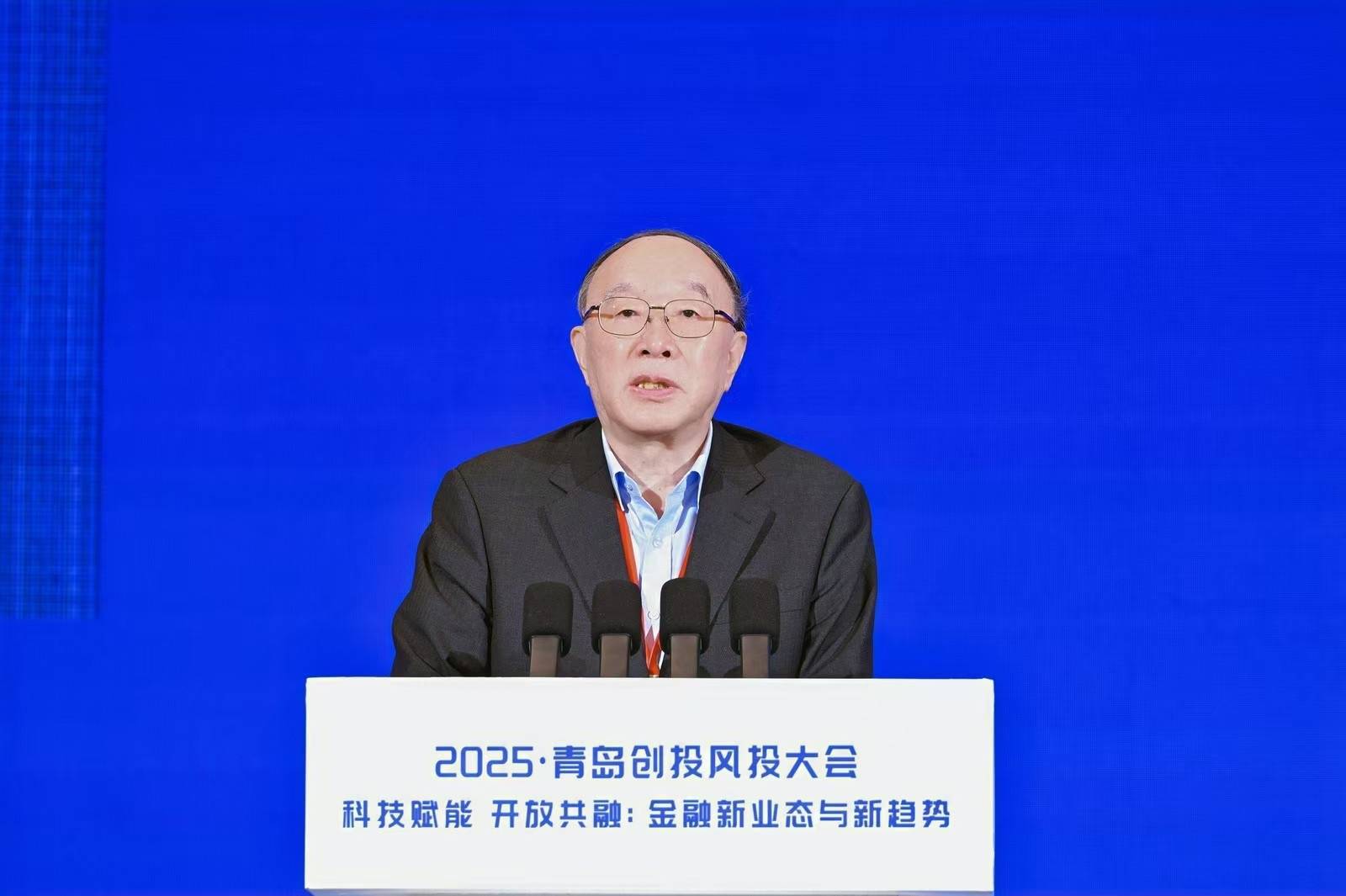 黄奇帆：<strong></p>
<p>以太坊贸易</strong>我国资本市场成长空间较大 投资应关注生产性服务业