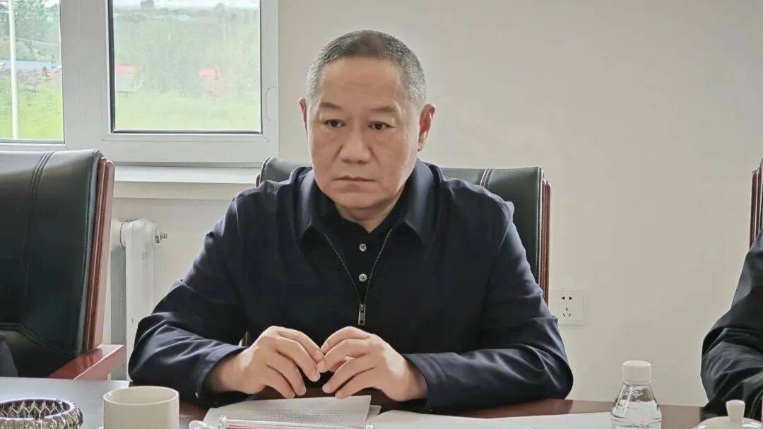 副局长赵德全邀请7名同事、朋友去某场所进行娱乐活动<strong></p>
<p>以太坊贸易</strong>，花了1.71万，由管理和服务对象支付