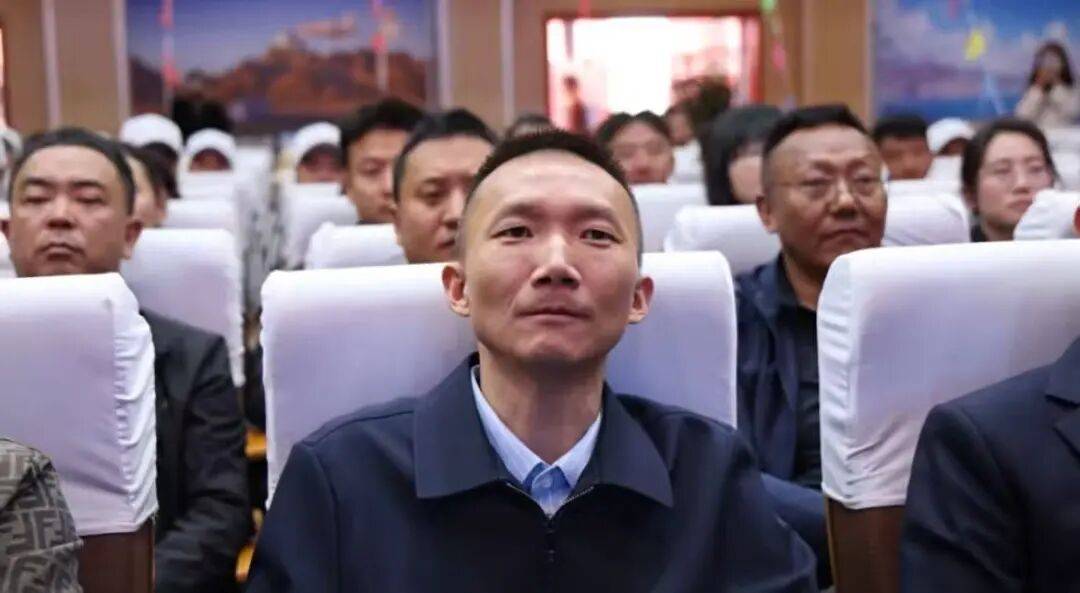 曾跨省调整<strong></p>
<p>矿机以太坊</strong>，“85后”袁林鹏提名为县长人选