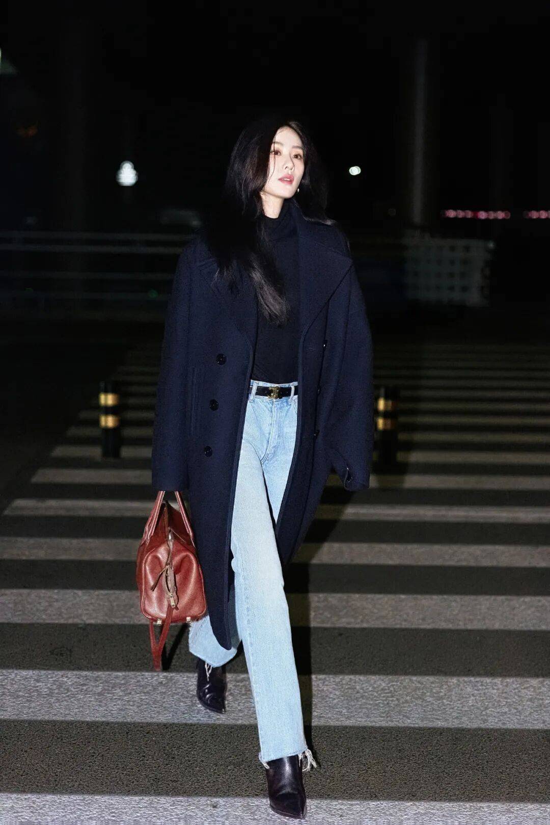 时装周上的女明星<strong></p>
<p>矿机以太坊</strong>，秋冬氛围感一键封顶！