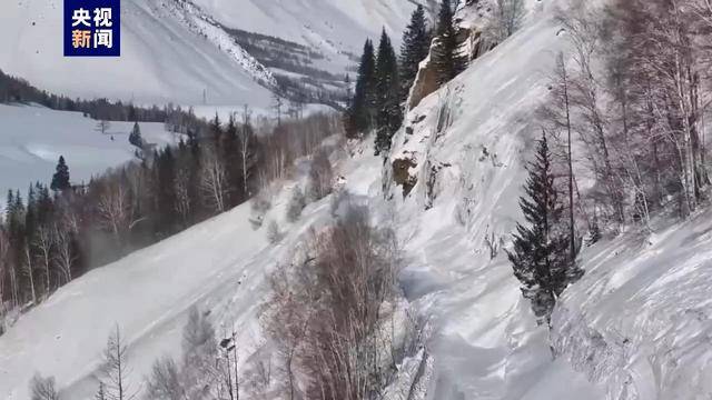 新疆喀纳斯景区遭遇降温降雪<strong></p>
<p>以太坊虚拟机</strong>，道路仍处于管制状态