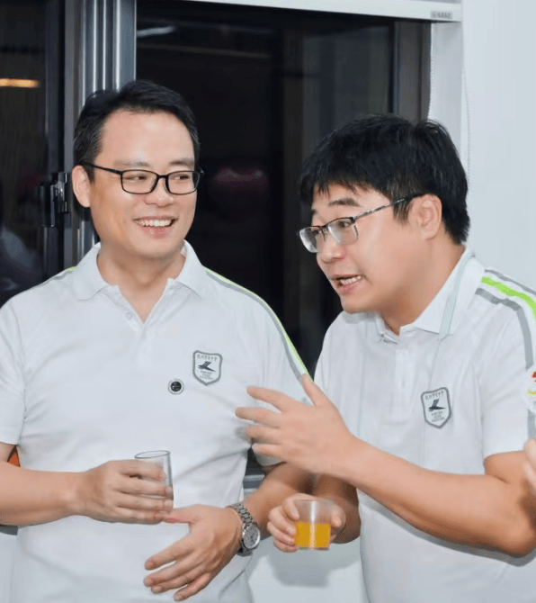 那个让老师骄傲的“调皮”班级！30年同学聚会<strong></p>
<p>以太坊投资</strong>，还伴有一封来自贵州的感谢信