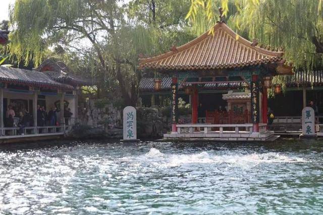 黑虎泉喷得“兽头”都不够用了！济南群泉竞涌<strong></p>
<p>eth币</strong>，几十年一见
