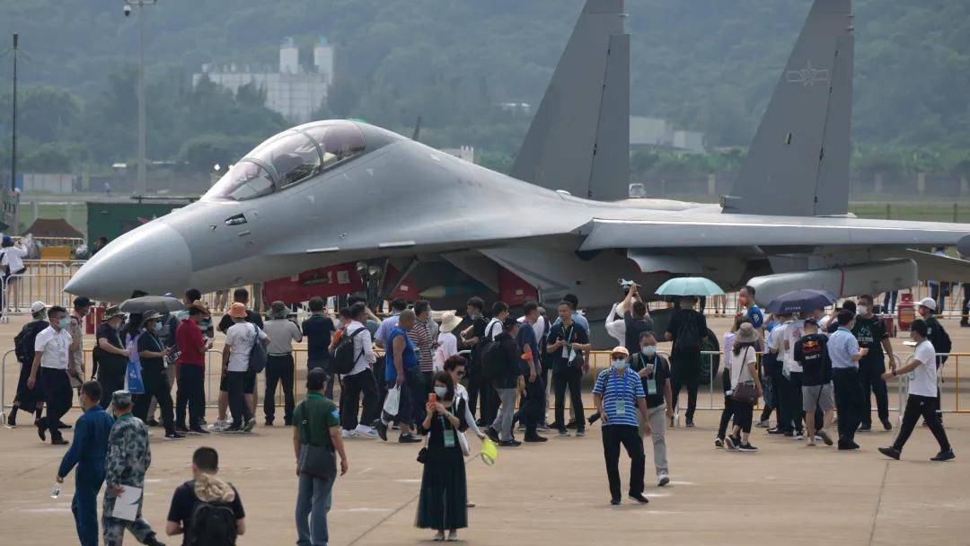央视官宣：歼-16可挂载副油箱<strong></p>
<p>eth币</strong>！网友：航程加到7000公里有必要？