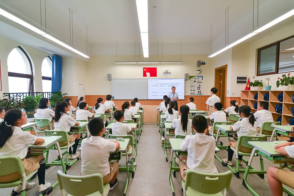 教育部严禁频繁考试,小学生快被“考考考”搞疯了