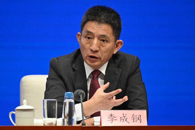 又输给了李成钢<strong></p>
<p>eth矿池</strong>,贝森特承诺:美方不再考虑对华加征100%关税