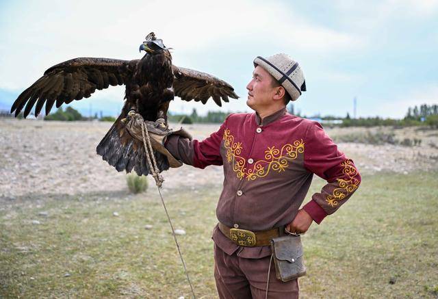 青年说 | 到中亚<strong></p>
<p>eth价格</strong>,奔赴一场激动人心的“探秘”