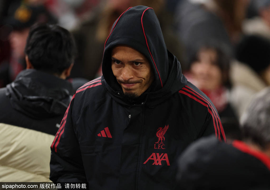 遭赛季三杀<strong></p>
<p>eth接口</strong>!联赛杯-萨尔双响 利物浦轮换阵容0-3水晶宫出局