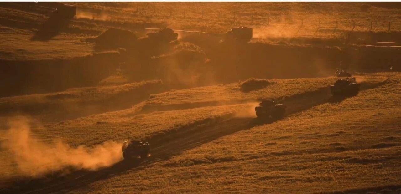 大场面!机器狗、无人机开路<strong></p>
<p>区块链eth</strong>,实兵对抗演练画面公布