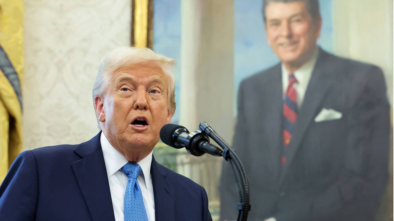 美再对中强硬<strong></p>
<p>eth区块链</strong>,特朗普下令,禁止对华出售最强芯片,黄仁勋说了句大实话