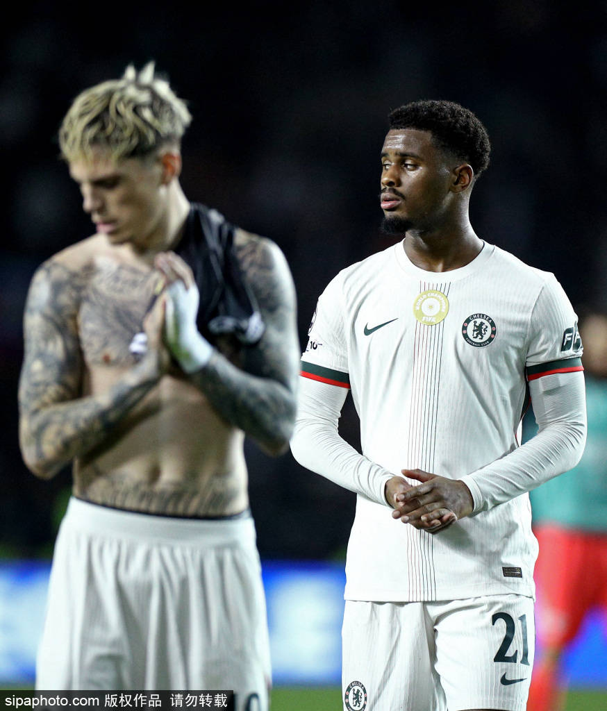 少儿不宜<strong></p>
<p>eth走势</strong>!张玉宁与对方球员冲突背后的故事与战术解读