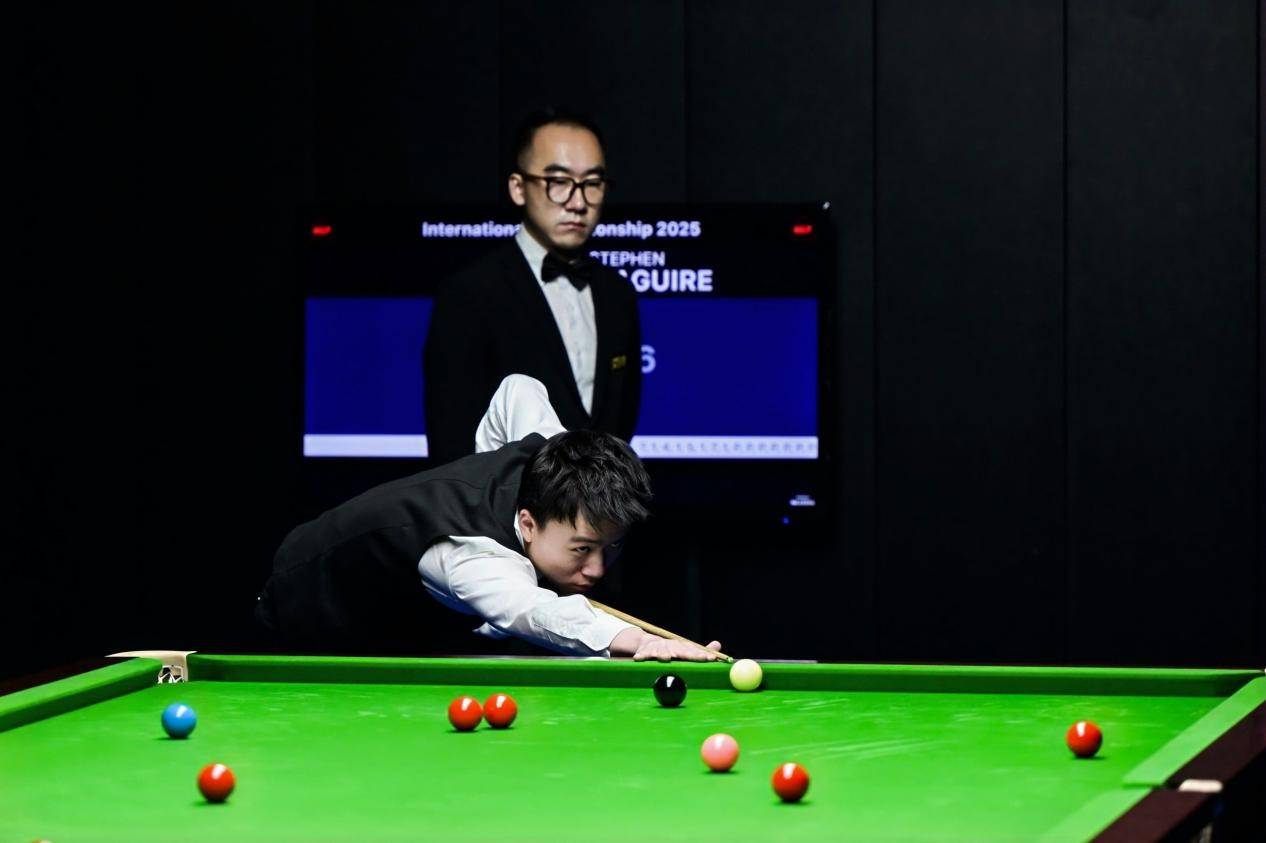 世界斯诺克国锦赛吴宜泽爆冷逆转世界第一 丁俊晖止步16强