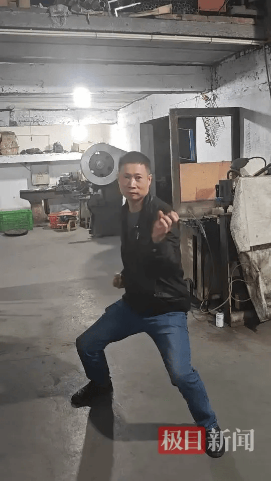 “传家锅”工厂账号粉丝已超260万<strong></p>
<p>eth走势</strong>,对话锅厂负责人傅家兄弟:30年老锅依然能用,证明当年造锅选择是对的