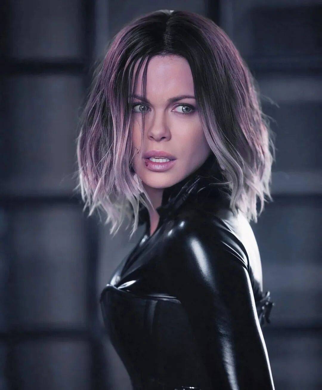 最美吸血鬼如今瘦成骷髅<strong></p>
<p>eth交易平台</strong>？《珍珠港》女主究竟怎么了？