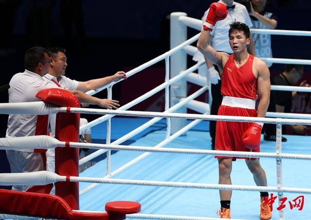 全运会拳击男子80公斤级决赛<strong></p>
<p>eth官网</strong>,王小保夺冠!