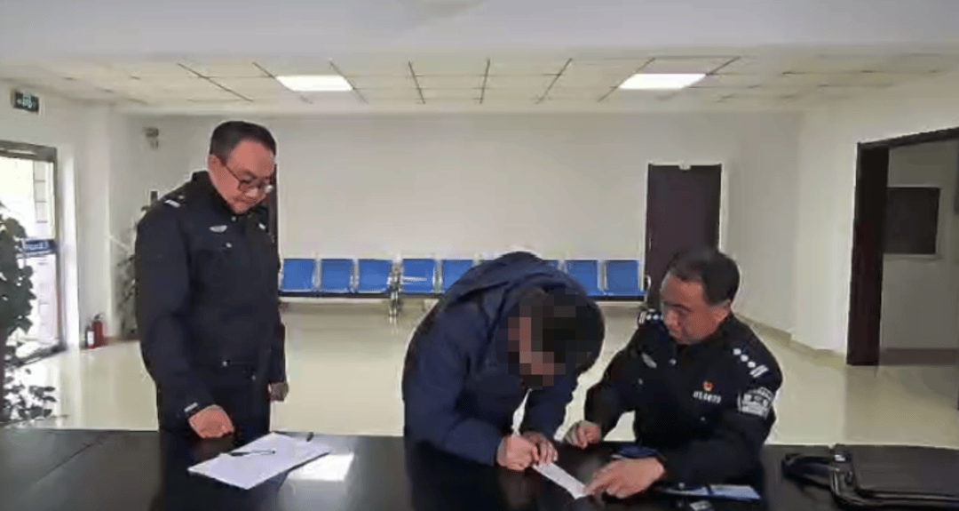 8人穿“警服”为婚礼开路?后续来了<strong></p>
<p>eth官网</strong>!