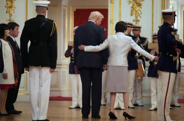 薛领事遭围攻?中方真的怒了<strong></p>
<p>比特币</strong>,高市早苗没想到:特朗普也翻脸了