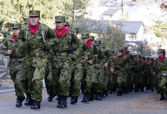 日方爆料:高市早苗在台湾问题开始“反省”<strong></p>
<p>比特币最新价格</strong>,她怂了吗?