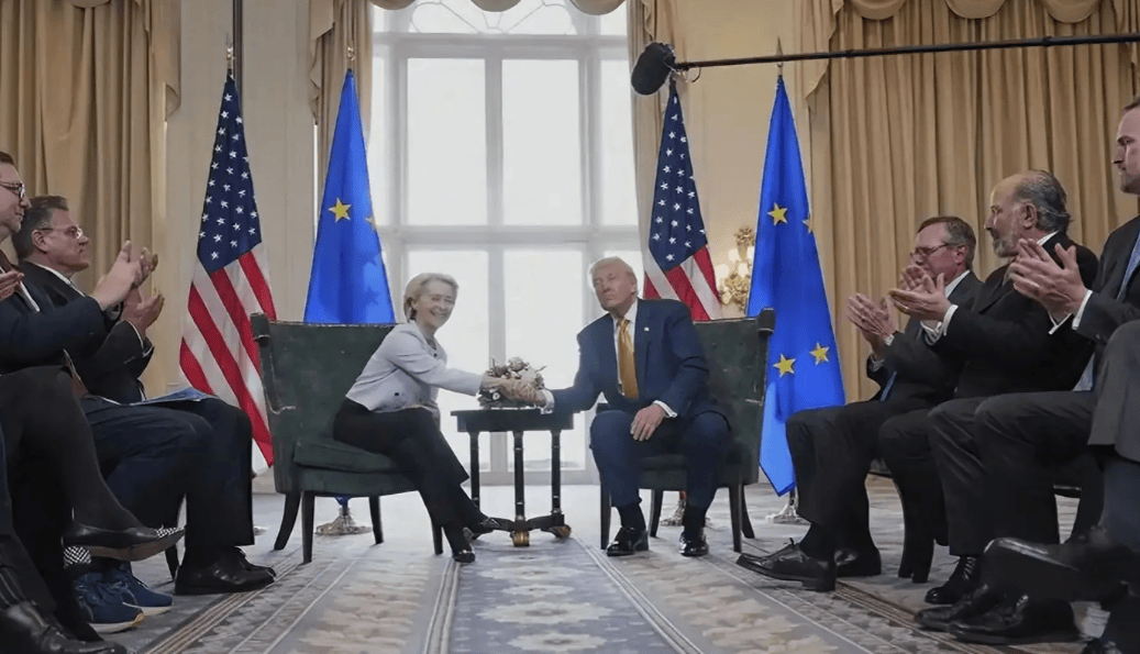 英媒破防<strong></p>
<p>比特币最新价格</strong>,驳斥中国人看不起欧洲,像“年老色衰的妃子”不接受被美国“帝王”抛弃