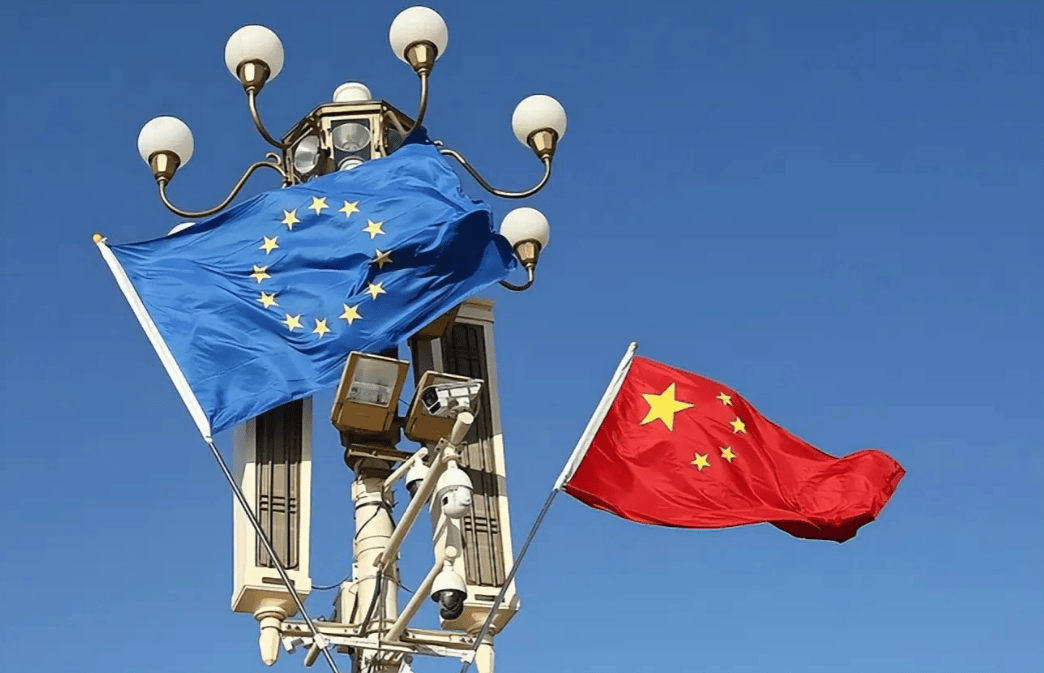 英媒破防<strong></p>
<p>比特币最新价格</strong>,驳斥中国人看不起欧洲,像“年老色衰的妃子”不接受被美国“帝王”抛弃