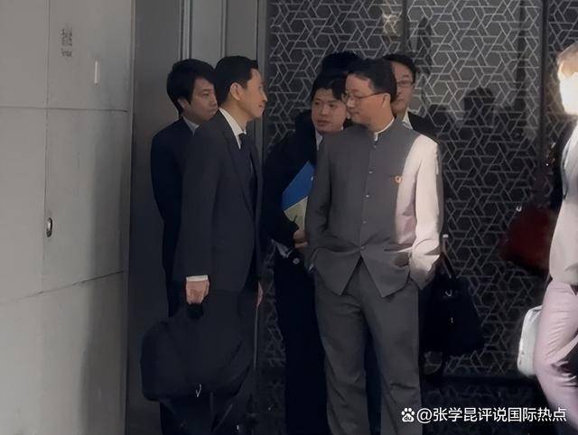 中方双手插兜<strong></p>
<p>比特币价格</strong>，日官员连连点头，一言不发离开外交部，这回摊大事