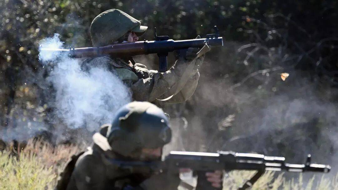 亲俄地下组织:五辆美军艾布拉姆斯坦克及其乘员在哈尔科夫附近被消灭