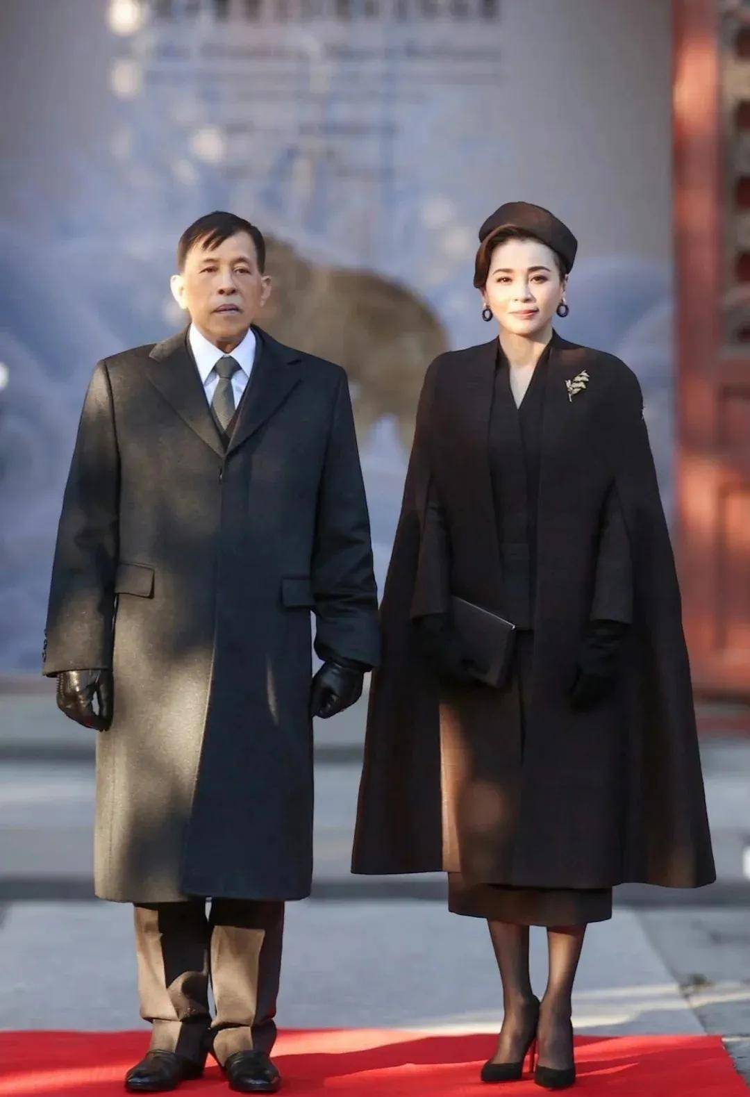 泰国王后访华“穿搭九宫格”出圈<strong></p>
<p>比特币价格</strong>,隆重珠宝展现用心诚意