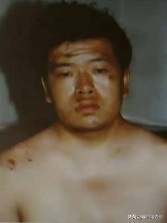 无间道?山西警察中队长抢运钞车<strong></p>
<p>比特币价格今日行情</strong>,被同事百发子弹乱枪击毙