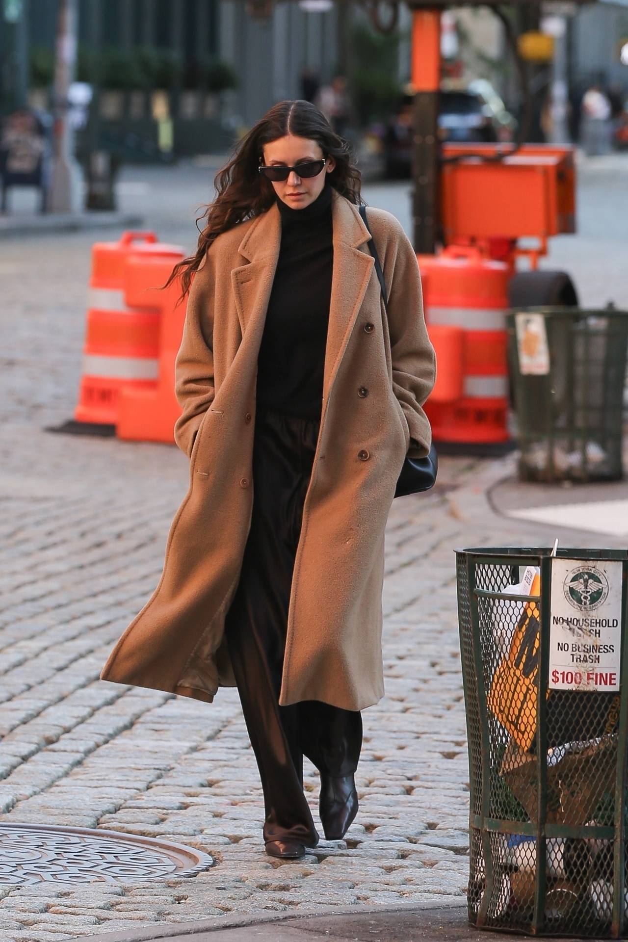 巩俐、梅姨、高圆圆...Power女性冬天少不了一件驼色大衣<strong></p>
<p>比特币最新价格行情</strong>!