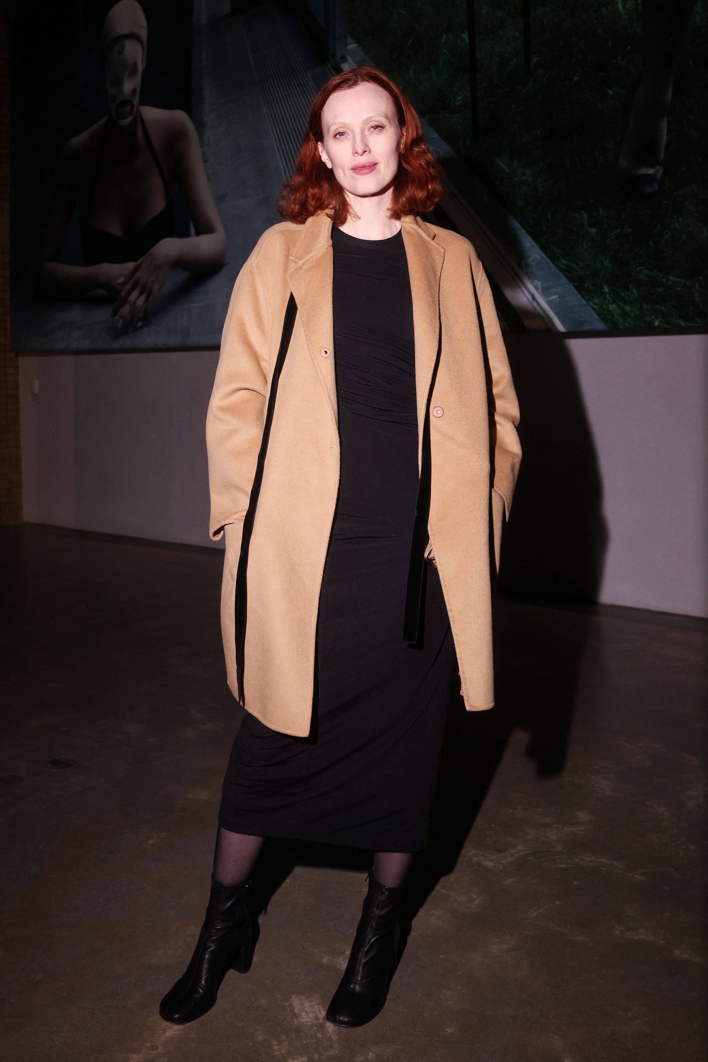 巩俐、梅姨、高圆圆...Power女性冬天少不了一件驼色大衣<strong></p>
<p>比特币最新价格行情</strong>!